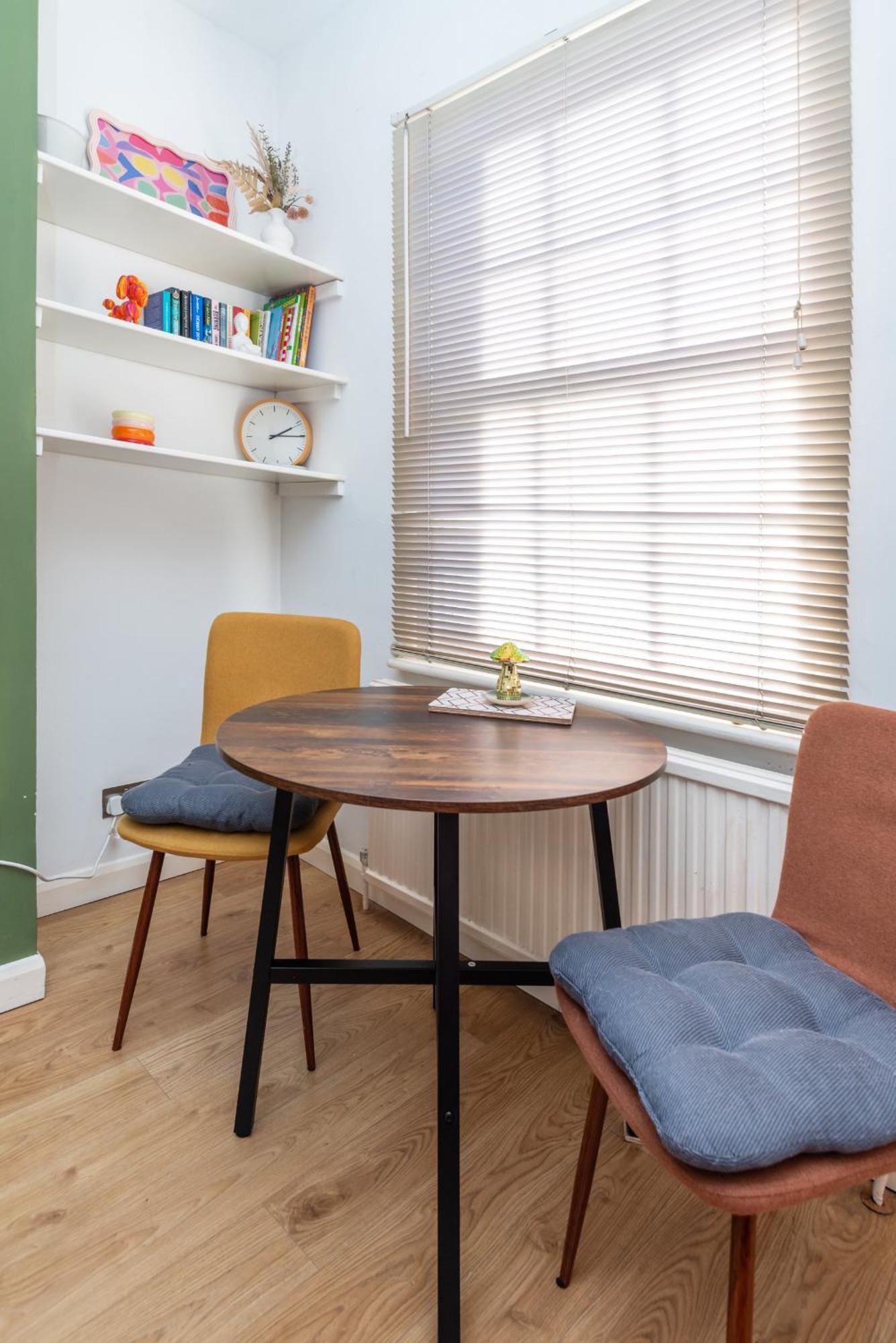 Apartment In Marylebone, London